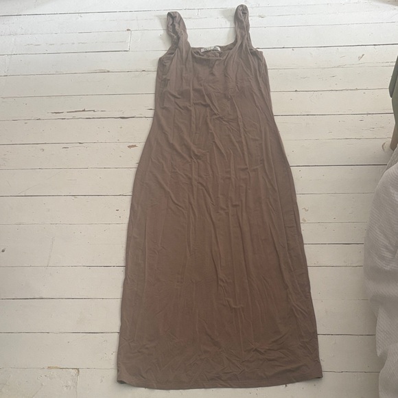 Dex Dresses & Skirts - Dex Brown Maxi Dress
